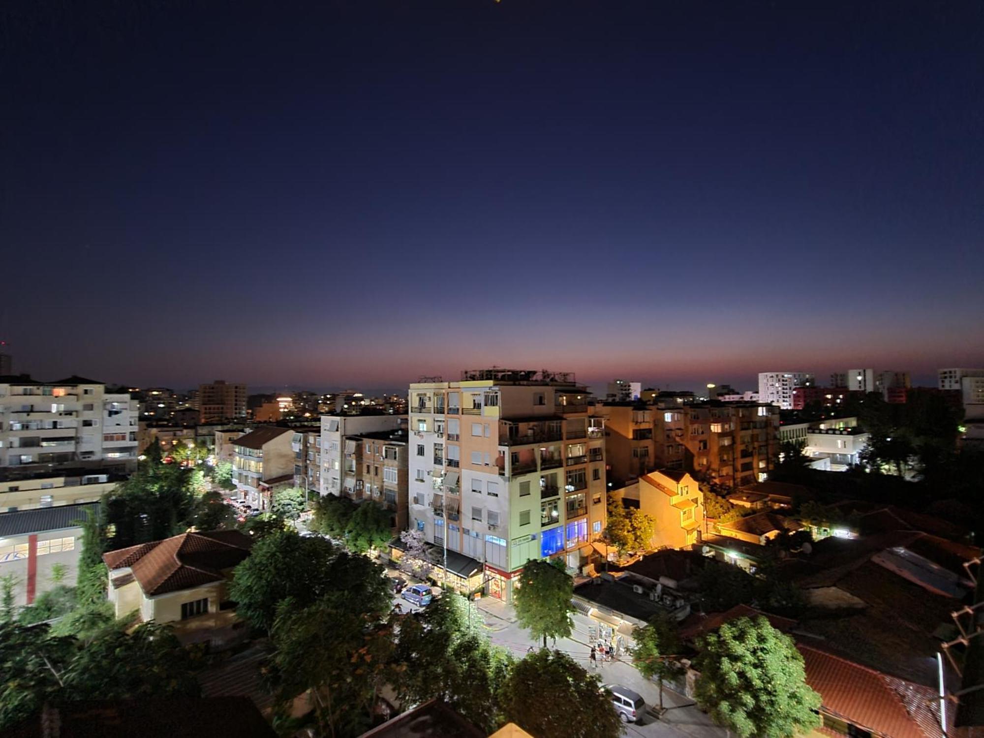 With Breathtaking View Just 10 Mins From The Center Alloggio in famiglia *